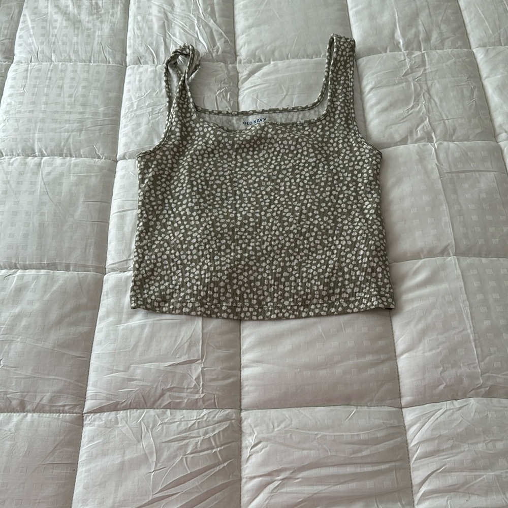 Basic square neck tank top .